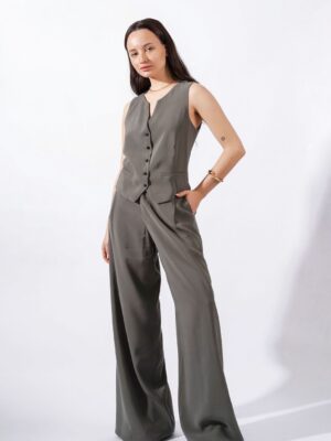 Maxi Palazzo con una pinza