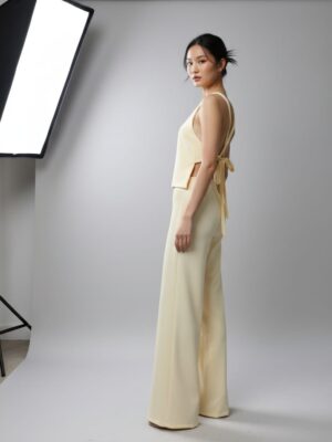 Top largo cruzado atras